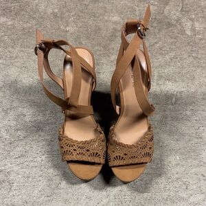 Cross Ankle Strappy Wedge Sandals